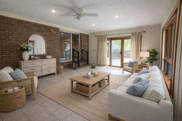 1117 Gilmore Avenue, Holly Hill, SC 29059