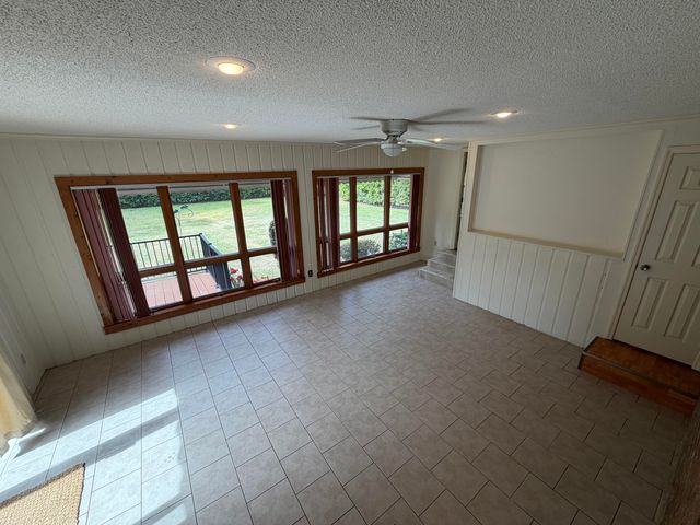 1117 Gilmore Avenue, Holly Hill, SC 29059