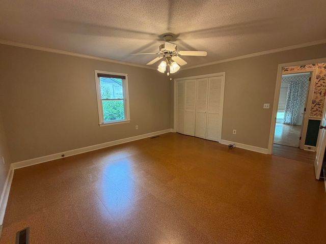 1117 Gilmore Avenue, Holly Hill, SC 29059