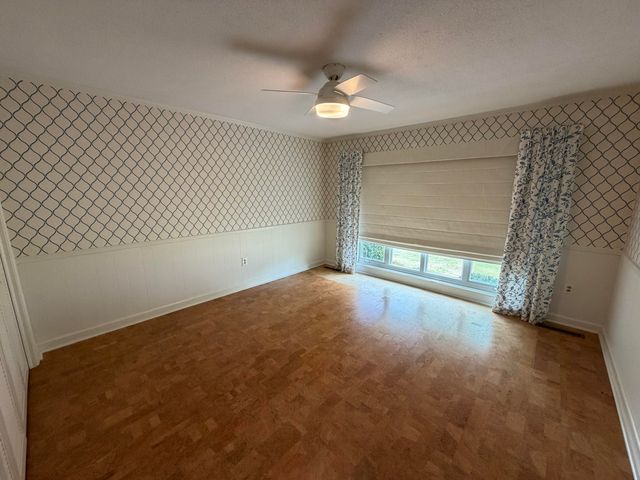 1117 Gilmore Avenue, Holly Hill, SC 29059