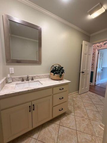 1117 Gilmore Avenue, Holly Hill, SC 29059