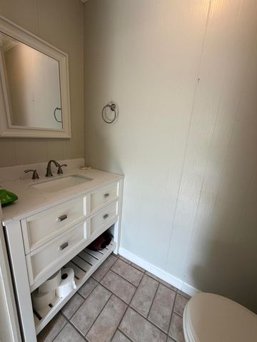 1117 Gilmore Avenue, Holly Hill, SC 29059