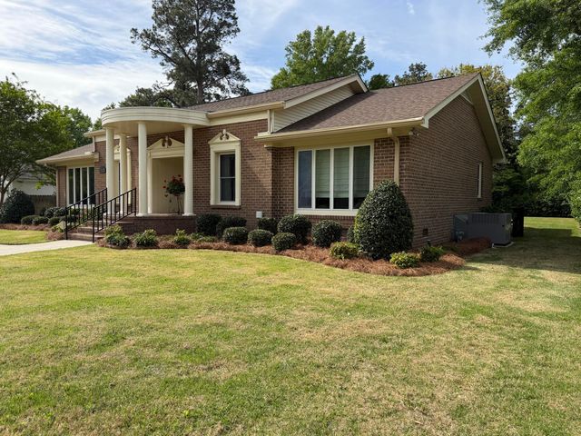 1117 Gilmore Avenue, Holly Hill, SC 29059