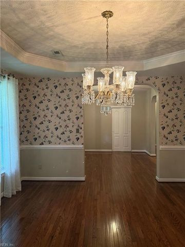 8776 Adams DR E, Suffolk, VA 23433