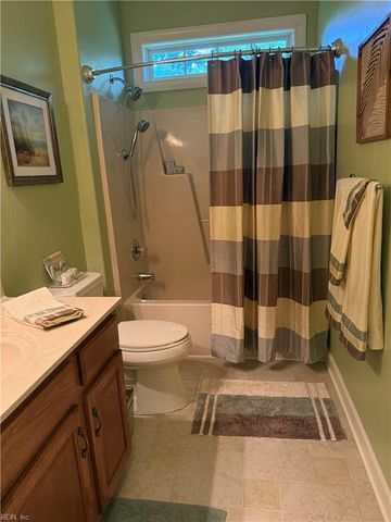 8776 Adams DR E, Suffolk, VA 23433