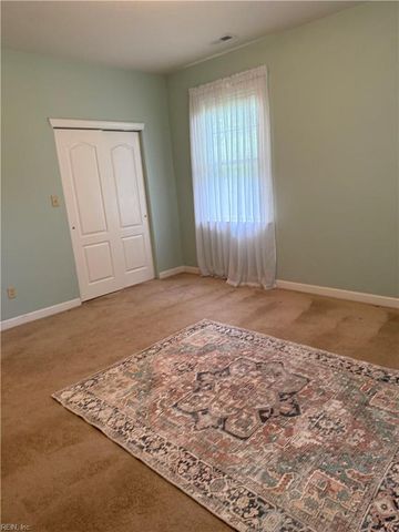 8776 Adams DR E, Suffolk, VA 23433