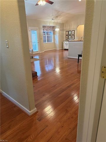 8776 Adams DR E, Suffolk, VA 23433