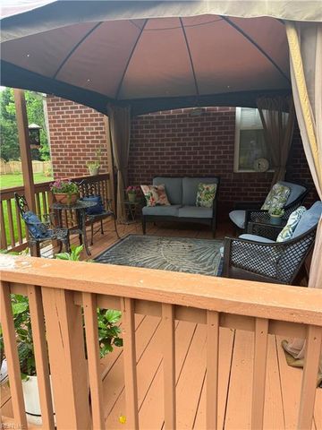 8776 Adams DR E, Suffolk, VA 23433