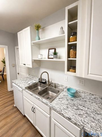 409 Brown Ave, Hopewell, VA 23860