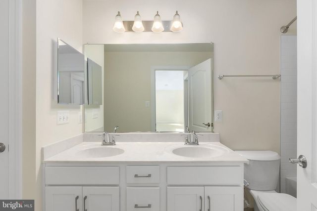 2 BLUEBIRD LN, Stafford, VA 22554