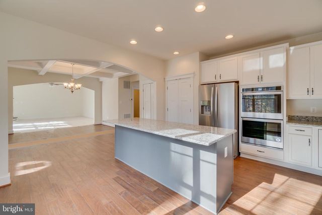 2 BLUEBIRD LN, Stafford, VA 22554