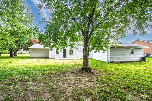 45 Long Drive, Eaton, OH 45320