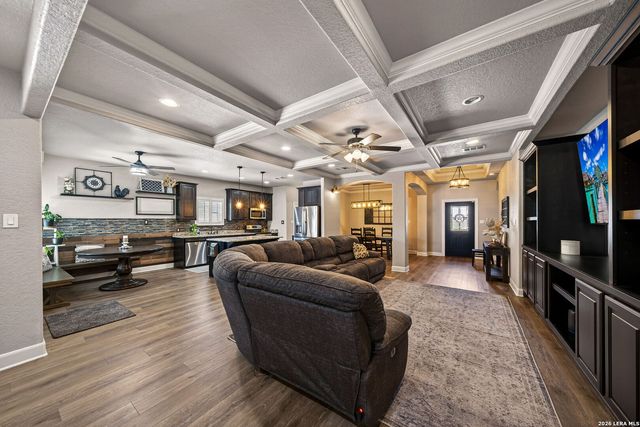 15820 Chippewa, Selma, TX 78154