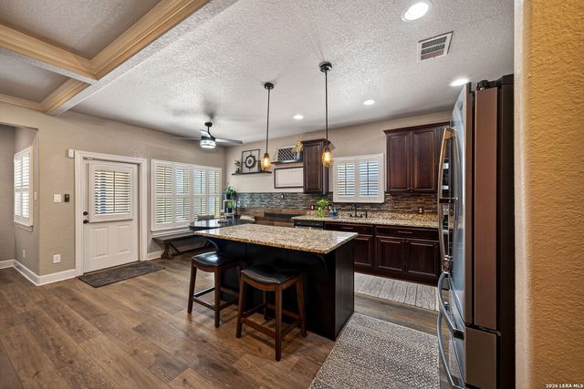 15820 Chippewa, Selma, TX 78154