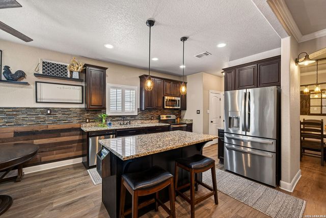 15820 Chippewa, Selma, TX 78154