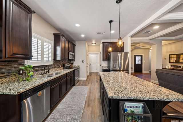 15820 Chippewa, Selma, TX 78154