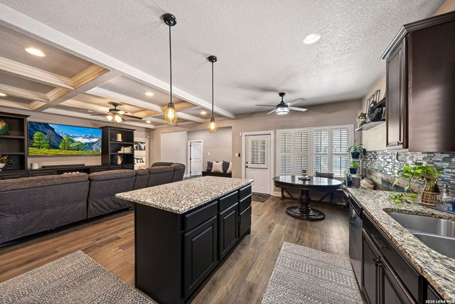 15820 Chippewa, Selma, TX 78154