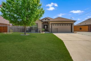 15820 Chippewa, Selma, TX 78154