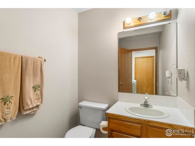 1225 Baker St, Longmont, CO 80501