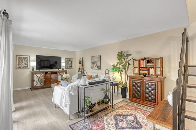 5808 SE Riverboat Drive 304, Stuart, FL 34997