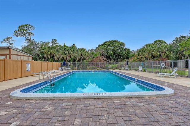 5808 SE Riverboat Drive 304, Stuart, FL 34997