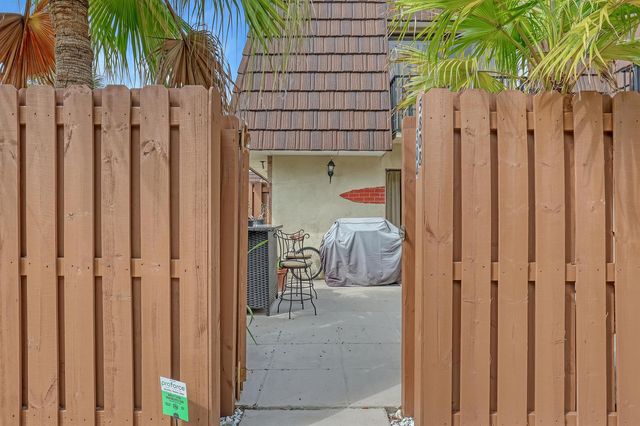 5808 SE Riverboat Drive 304, Stuart, FL 34997