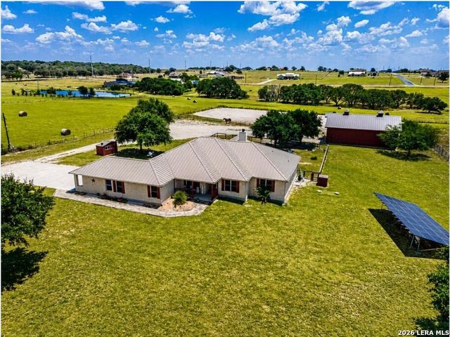 119 SCENIC HILLS, La Vernia, TX 78121