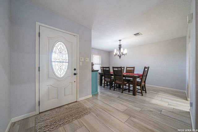 119 SCENIC HILLS, La Vernia, TX 78121