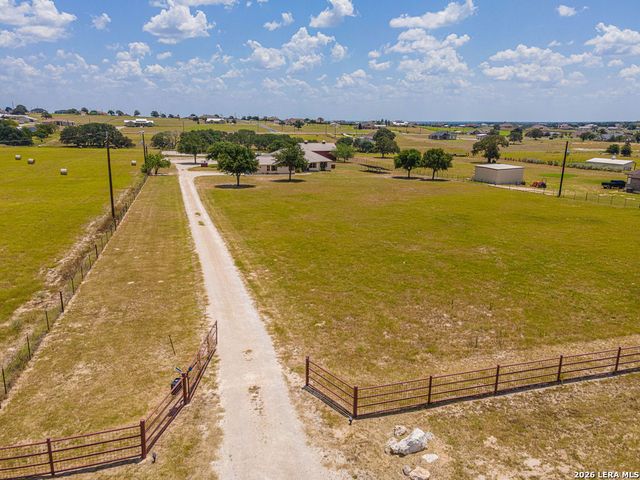 119 SCENIC HILLS, La Vernia, TX 78121
