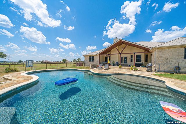 119 SCENIC HILLS, La Vernia, TX 78121