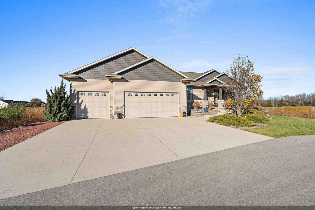 1433 FREEDOM COURT, Neenah, WI 54956