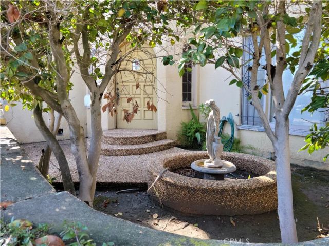 3805 Linden Avenue, Long Beach, CA 90807