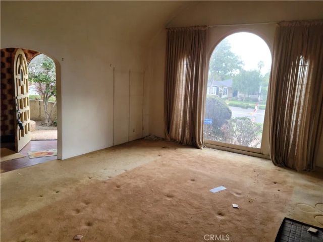 3805 Linden Avenue, Long Beach, CA 90807