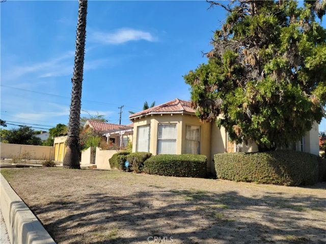 3805 Linden Avenue, Long Beach, CA 90807