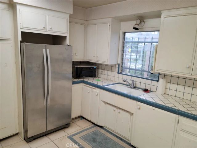 3805 Linden Avenue, Long Beach, CA 90807