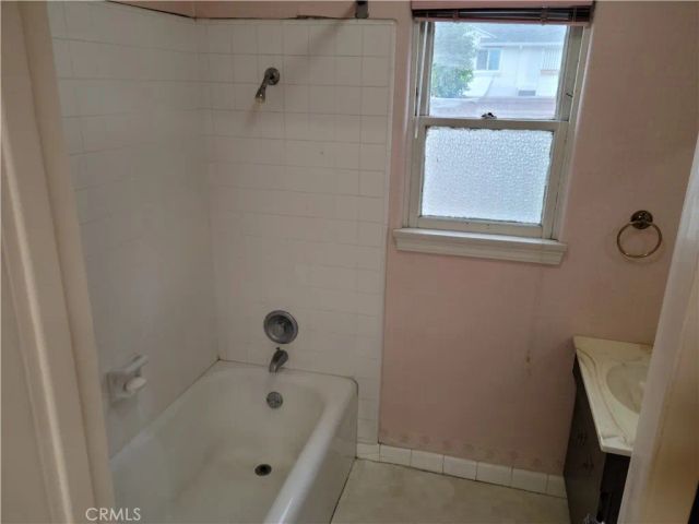 3805 Linden Avenue, Long Beach, CA 90807