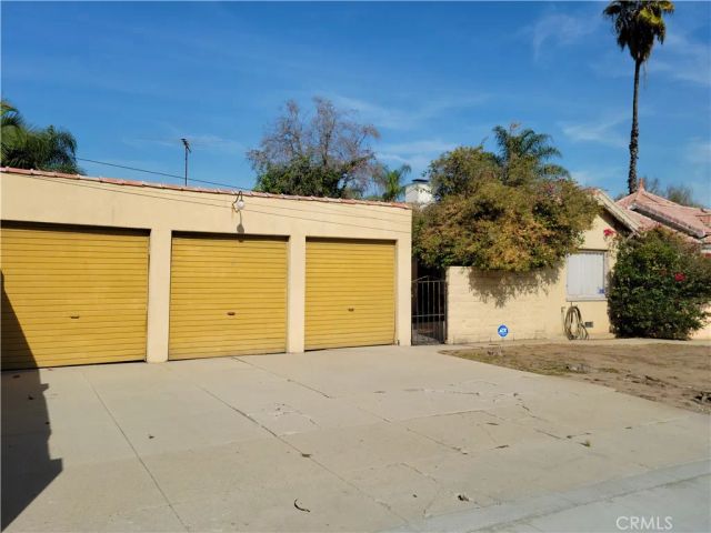 3805 Linden Avenue, Long Beach, CA 90807