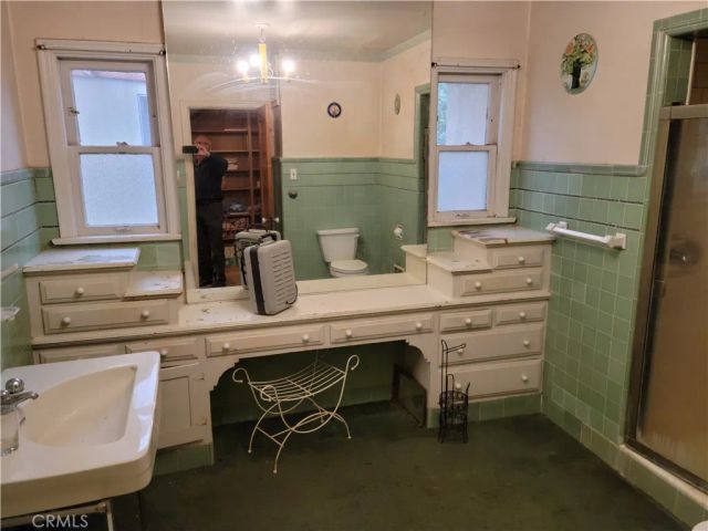 3805 Linden Avenue, Long Beach, CA 90807