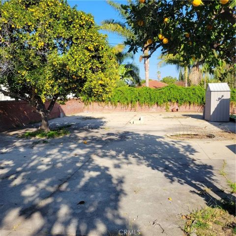 3805 Linden Avenue, Long Beach, CA 90807