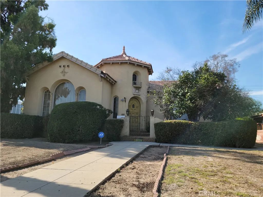 3805 Linden Avenue, Long Beach, CA 90807