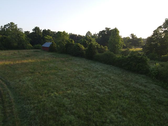 2 Shiloh Canaan Road, Palmyra, TN 37142