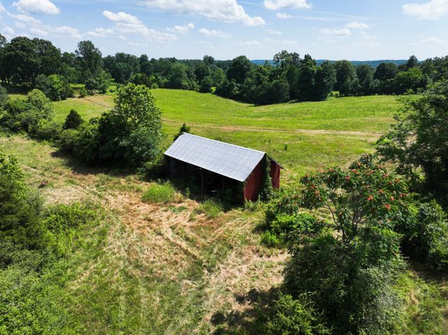 2 Shiloh Canaan Road, Palmyra, TN 37142