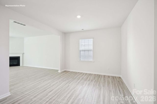 134 Pecan Grove Lane, Statesville, NC 28677