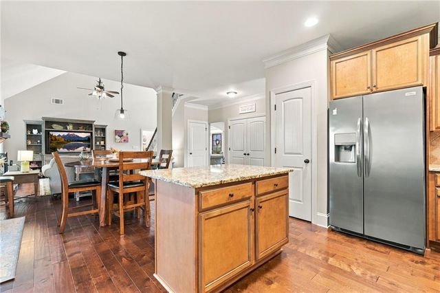 257 S Mountain Brook Way, Ball Ground, GA 30107