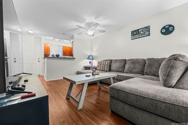 95-528 Wikao Street C104, Mililani, HI 96789