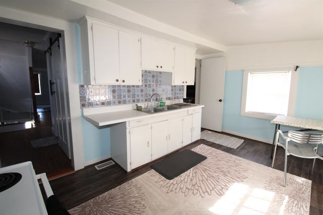 140 Avant Street, Spartanburg, SC 29302