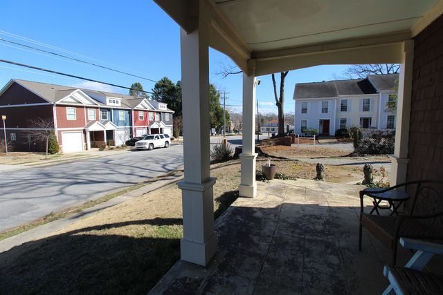 140 Avant Street, Spartanburg, SC 29302