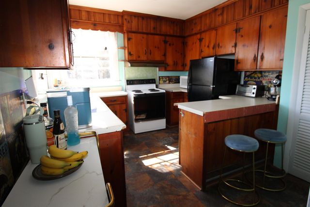 140 Avant Street, Spartanburg, SC 29302