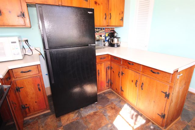 140 Avant Street, Spartanburg, SC 29302