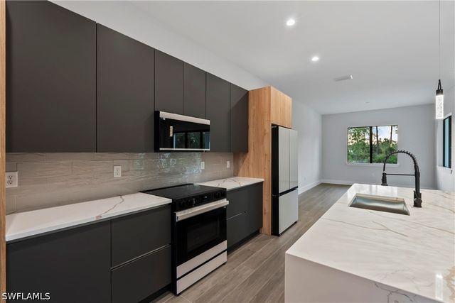 3168 56th AVE NE, Naples, FL 34120